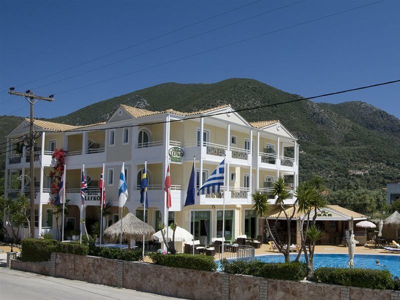 Lefko Hotel & Apartments Нидри Экстерьер фото